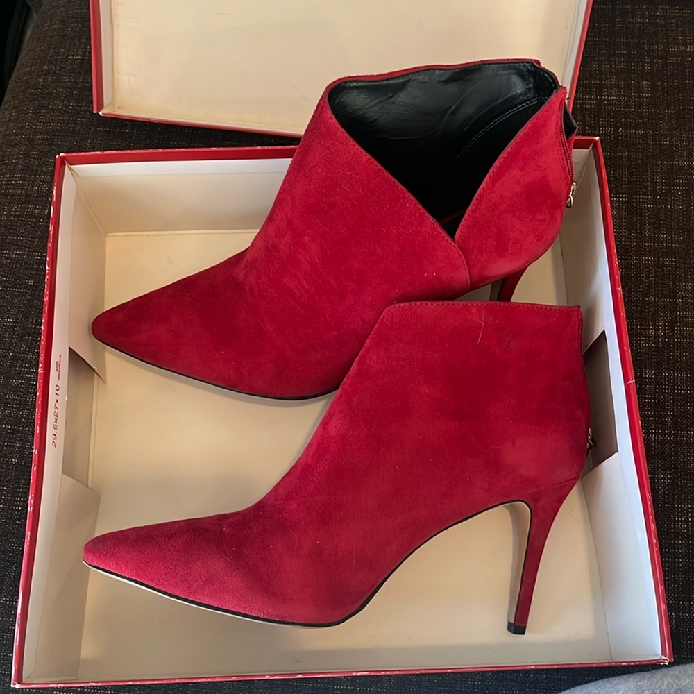 Red boots Enzo Angiolini